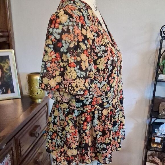 Madewell Black Floral Blouse - Picture 5 of 8